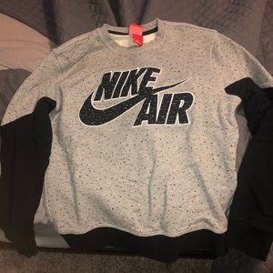 Nike Air size medium crew neck